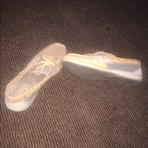Sperry shoes